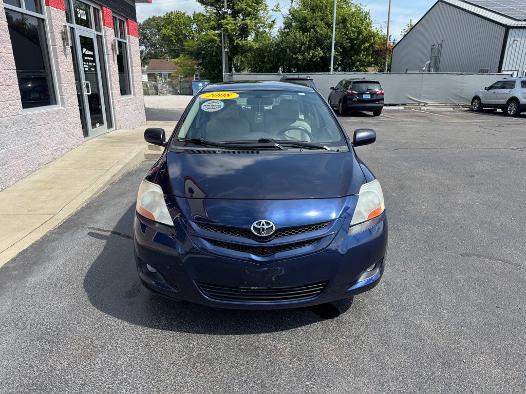 2008 Toyota Yaris Image 2