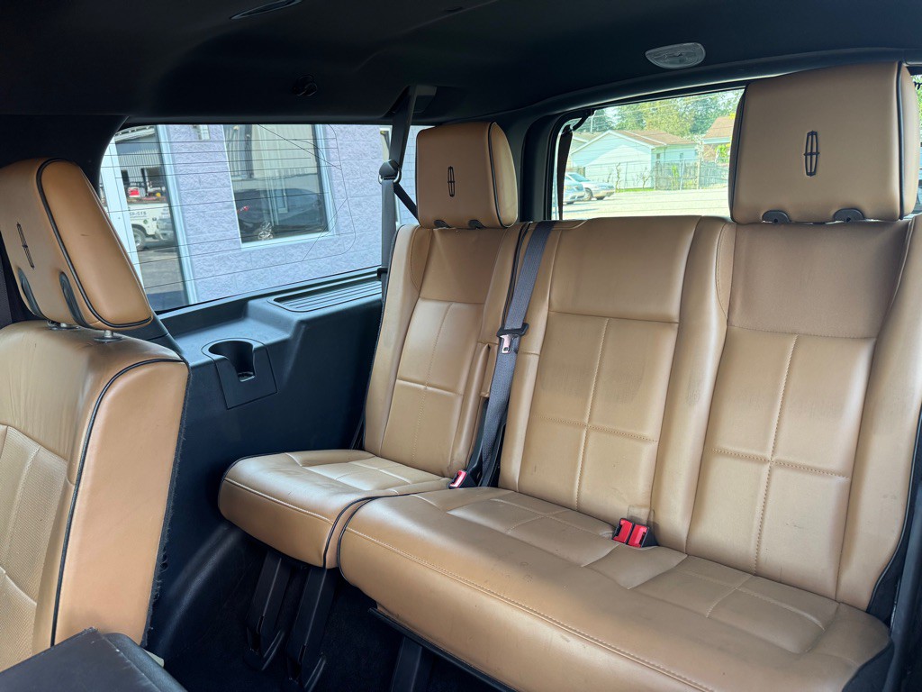 2014 Lincoln Navigator Image 7
