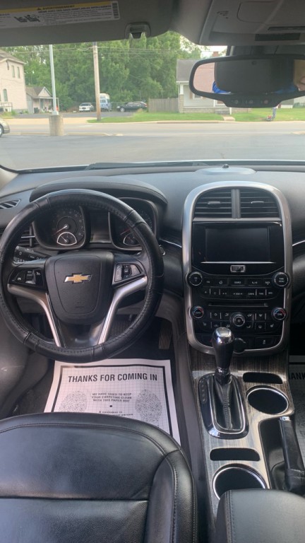 2016 Chevrolet Malibu Image 5