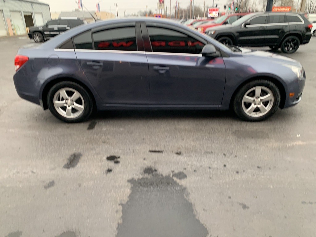 2014 Chevrolet Cruze Image 3