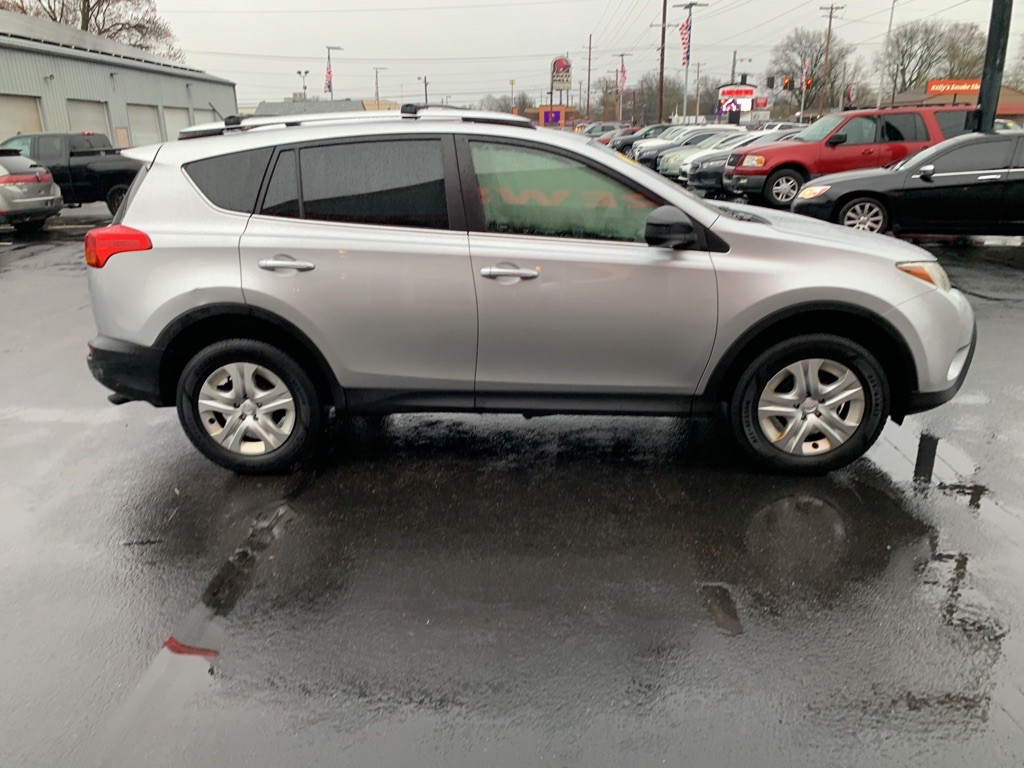2015 Toyota Rav4 Image 3