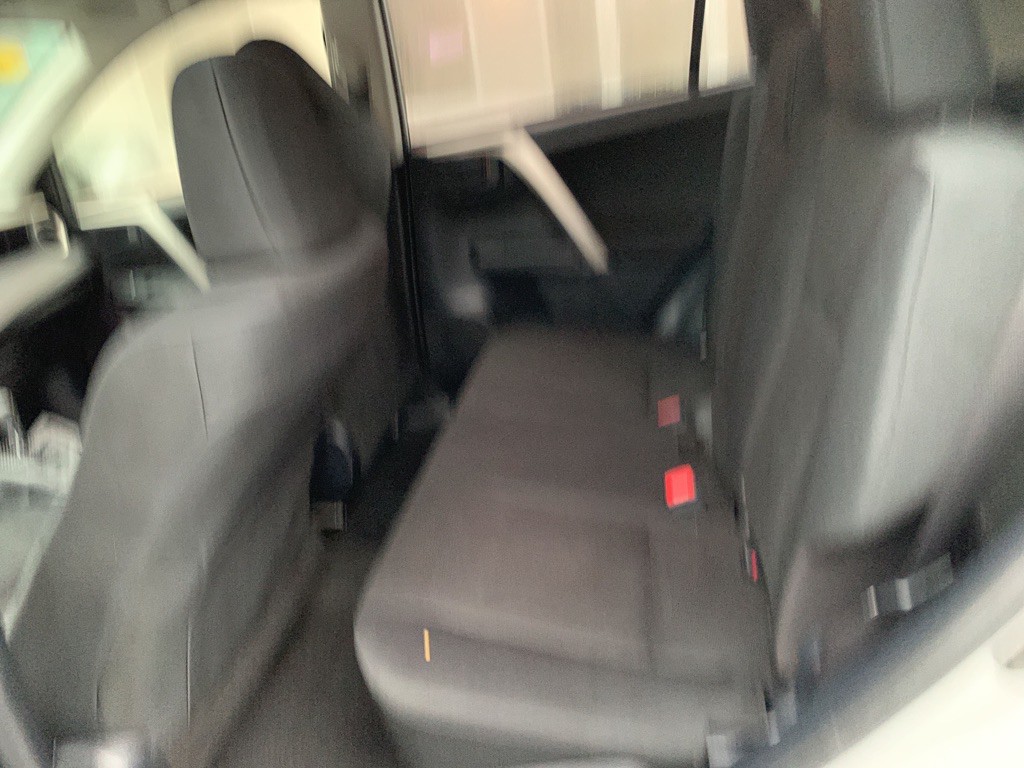 2015 Toyota Rav4 Image 6