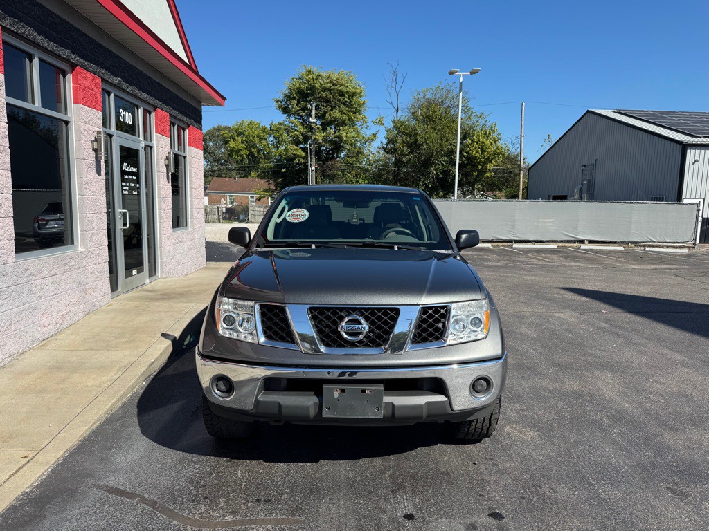 2005 Nissan Frontier Image 2