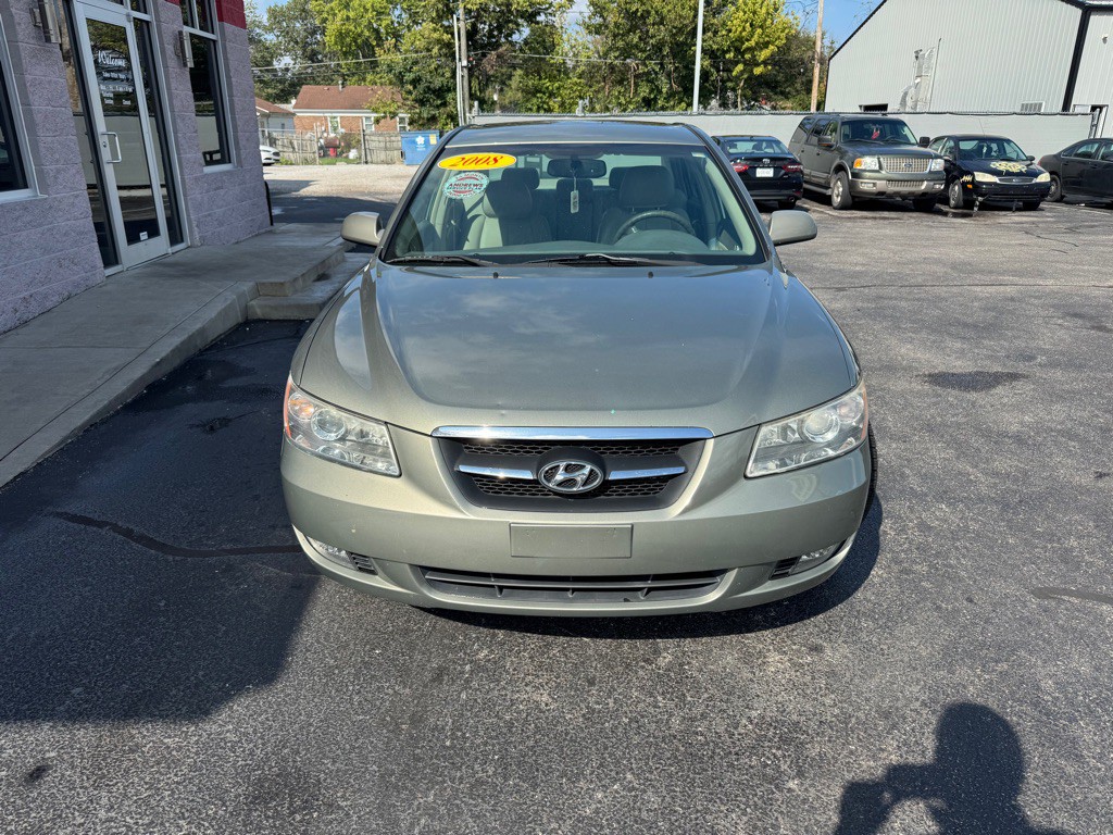 2008 Hyundai Sonata Image 2