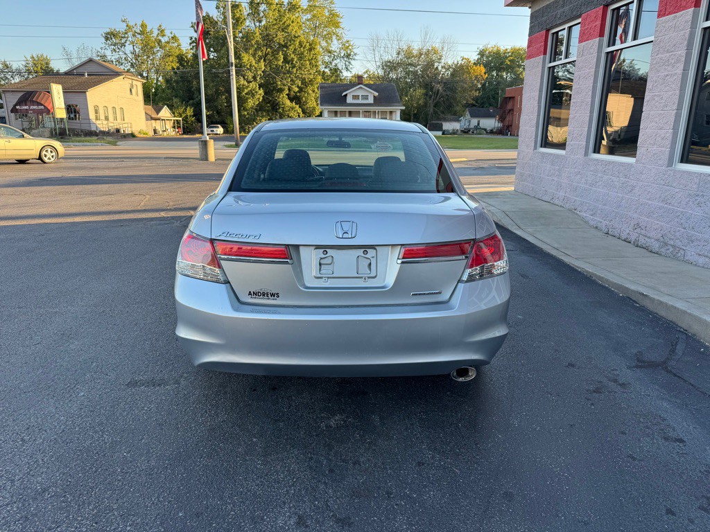 2012 Honda Accord Image 4