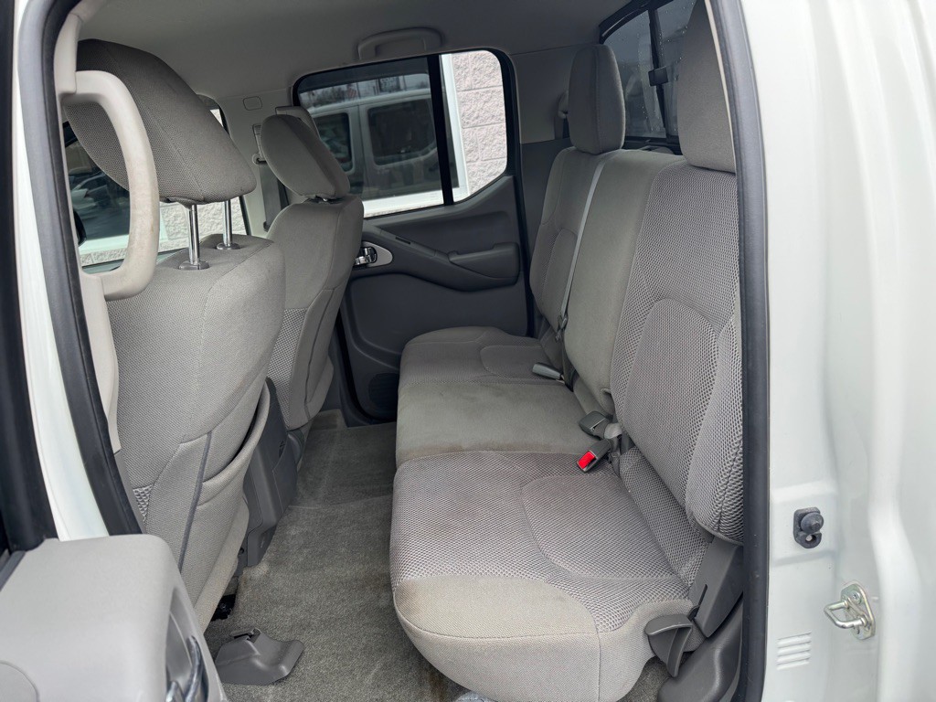 2018 Nissan Frontier Image 6