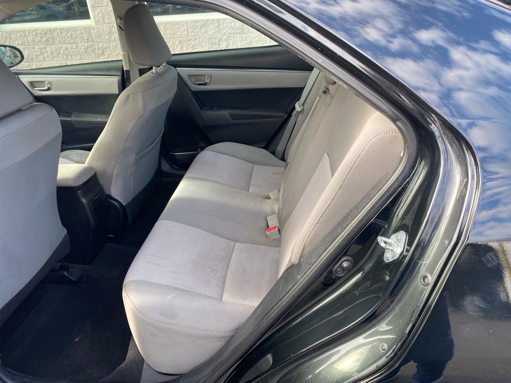 2015 Toyota Corolla Image 6