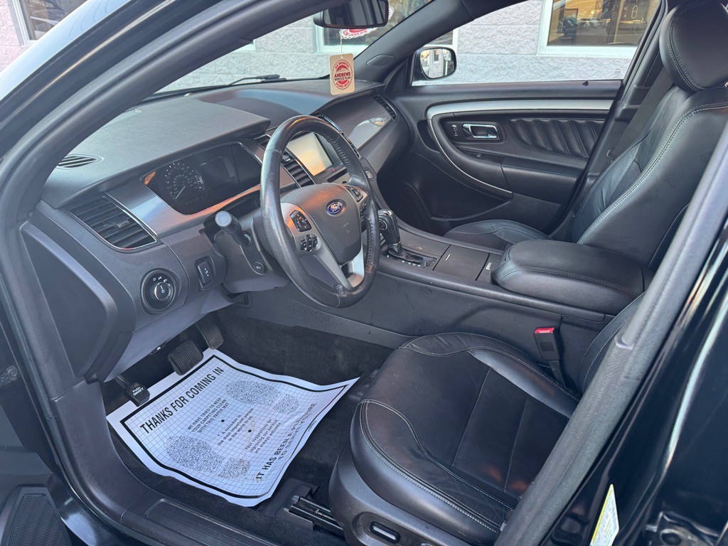 2015 Ford Taurus Image 5