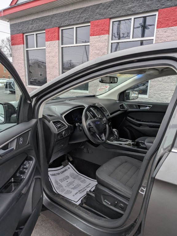 2016 Ford Edge Image 6