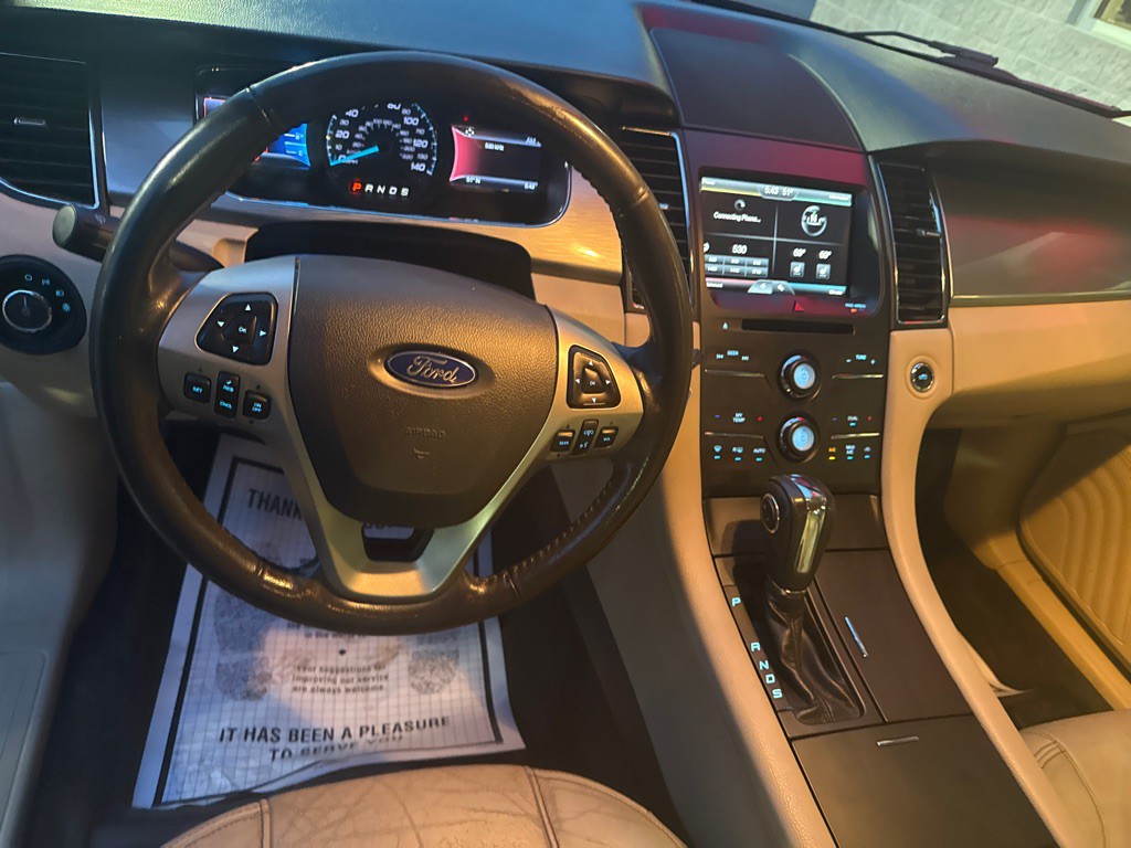 2014 Ford Taurus Image 5