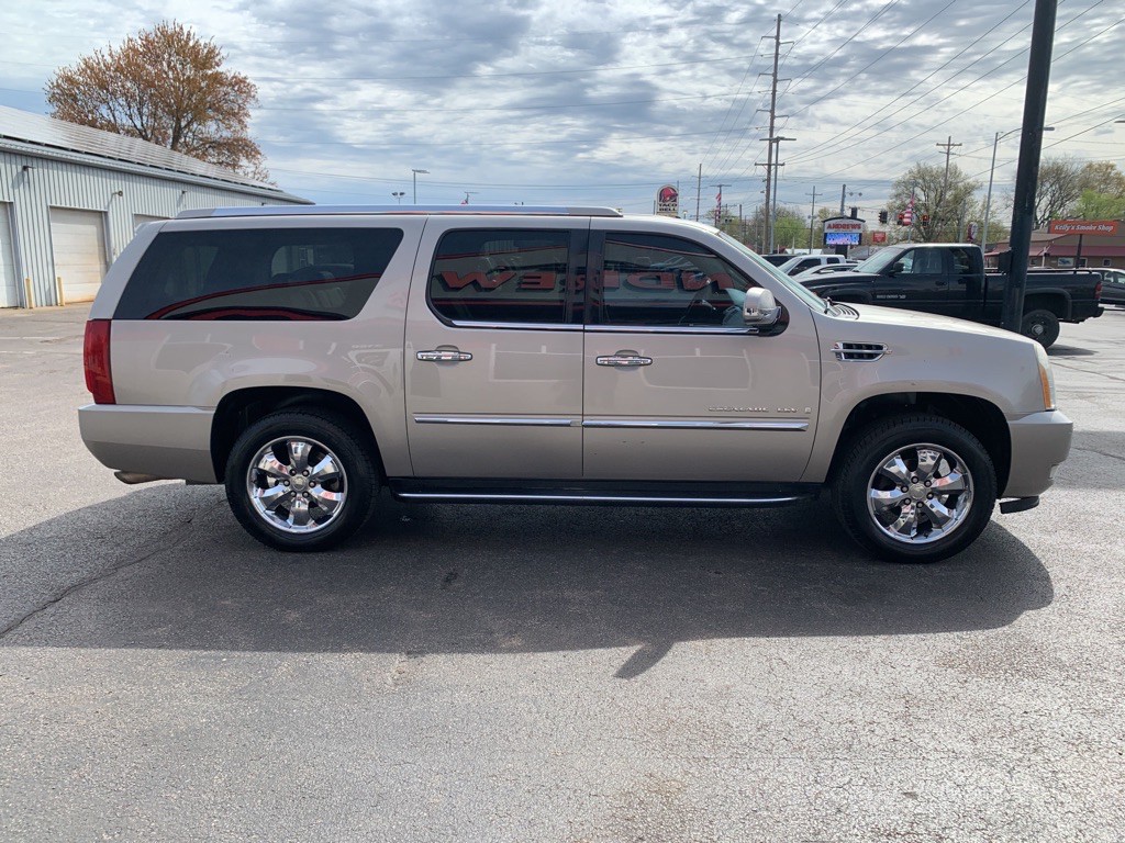 2007 Cadillac Escalade Image 3