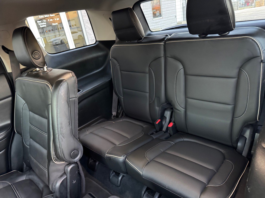 2017 GMC Acadia Image 7