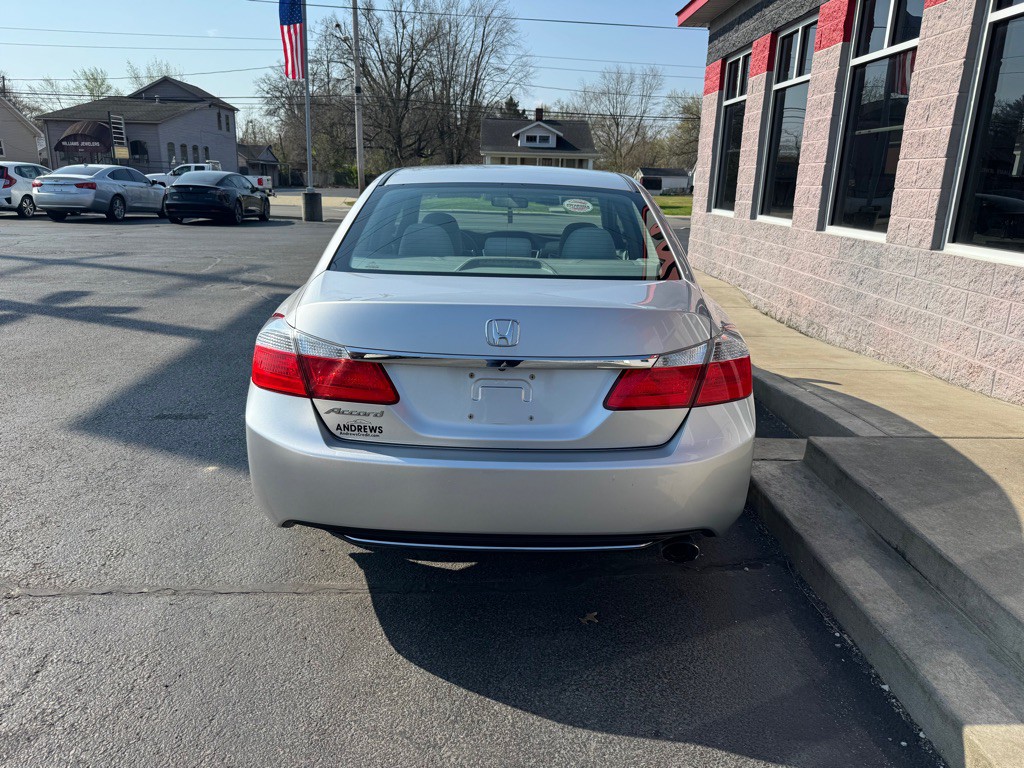 2013 Honda Accord Image 4