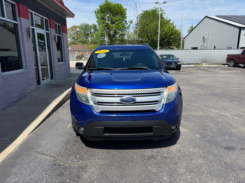 2015 Ford Explorer Image 2