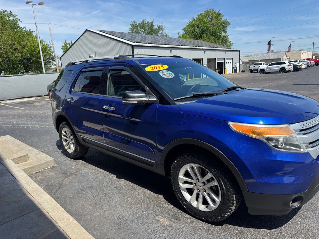 2015 Ford Explorer Image 3