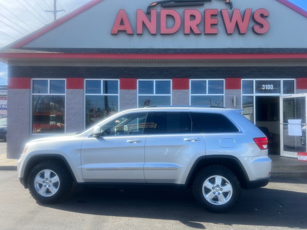 2012 Jeep Grand Cherokee Image 1