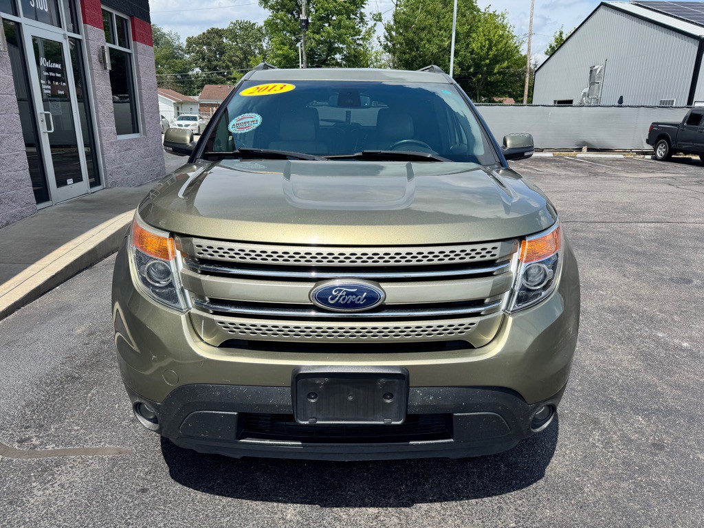 2013 Ford Explorer Image 2