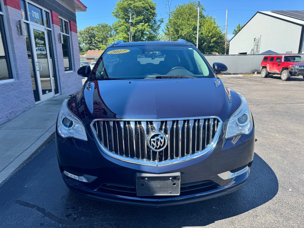 2017 Buick Enclave Image 2