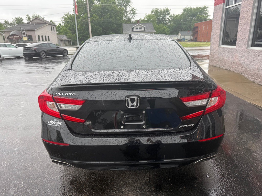 2019 Honda Accord Image 4