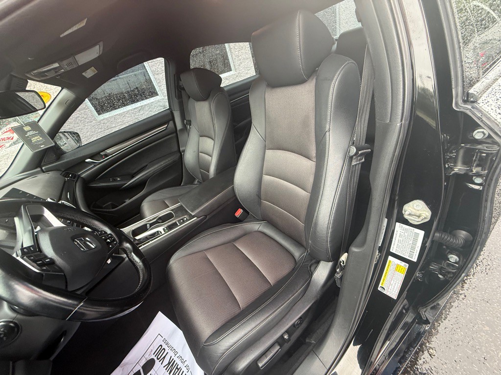2019 Honda Accord Image 7