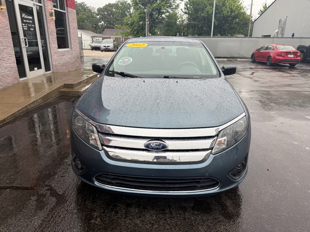 2012 Ford Fusion Image 2