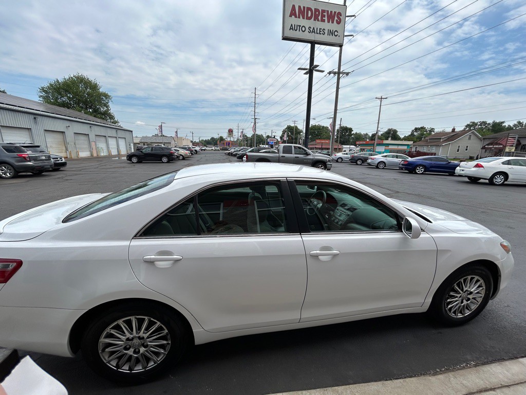 2009 Toyota Camry Image 3