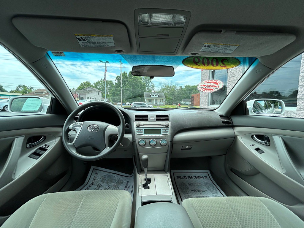 2009 Toyota Camry Image 5