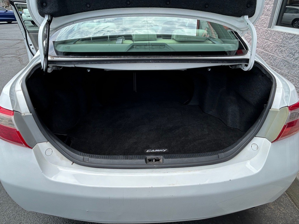 2009 Toyota Camry Image 6