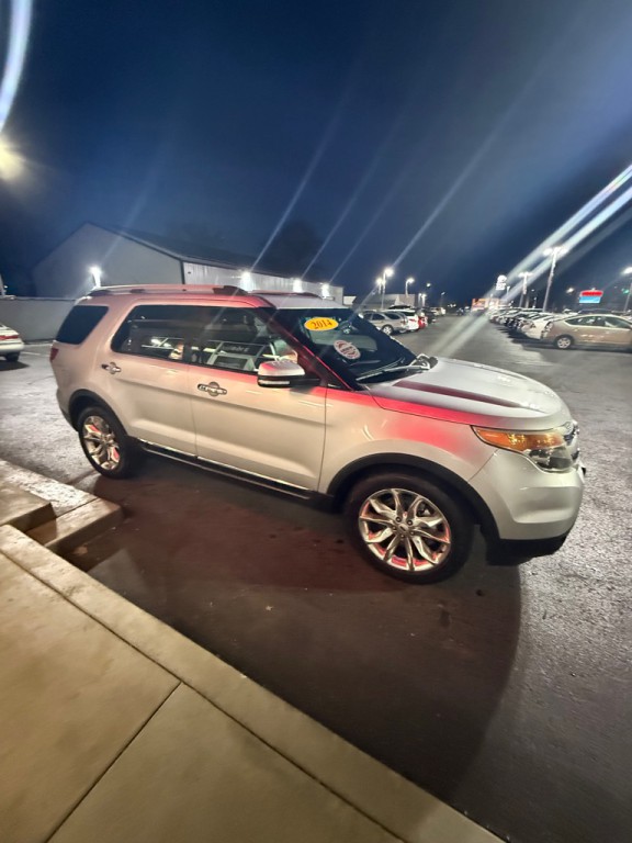 2014 Ford Explorer Image 3