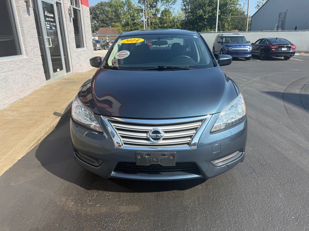 2014 Nissan Sentra Image 1