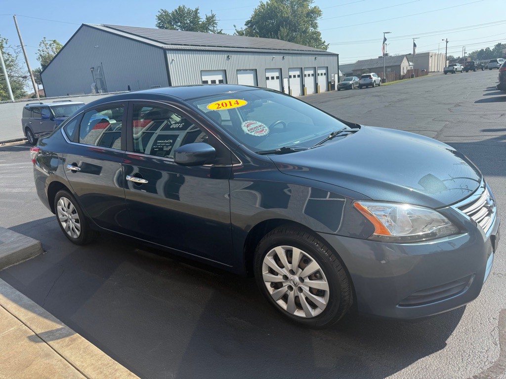 2014 Nissan Sentra Image 2