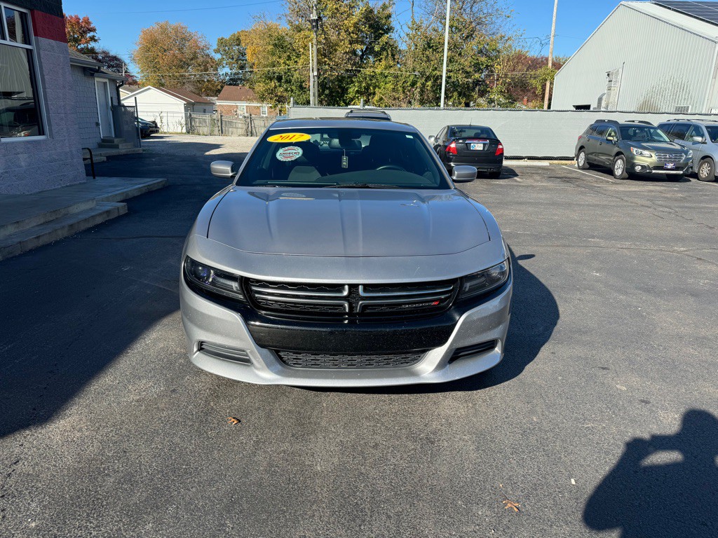 2017 Dodge Charger Image 2