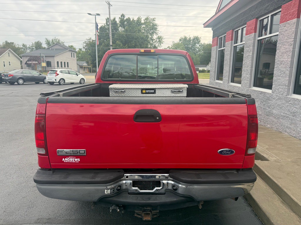 2005 Ford F-250 Image 3
