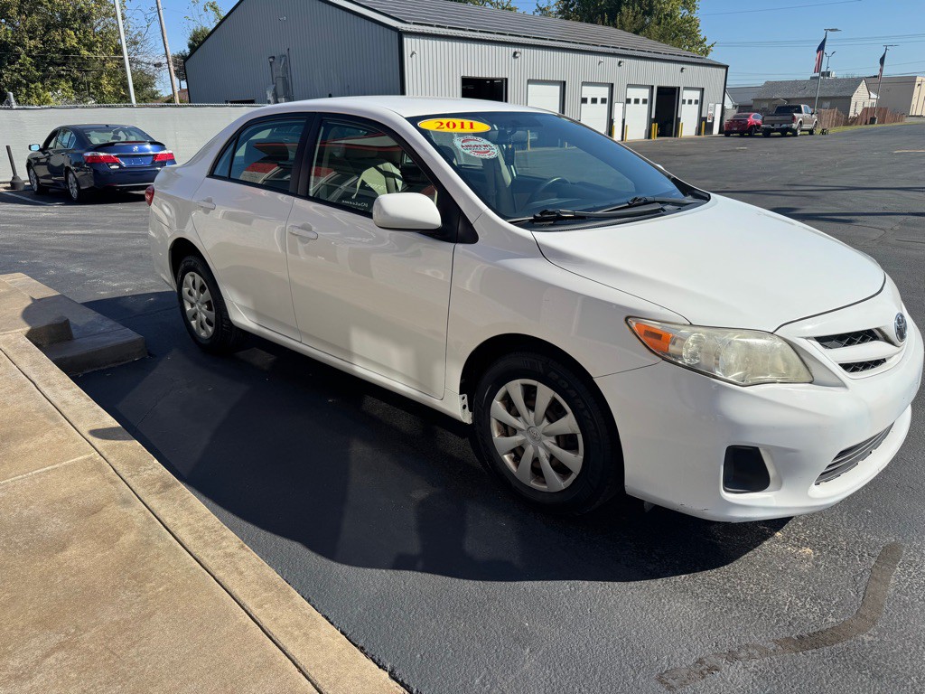 2011 Toyota Corolla Image 3
