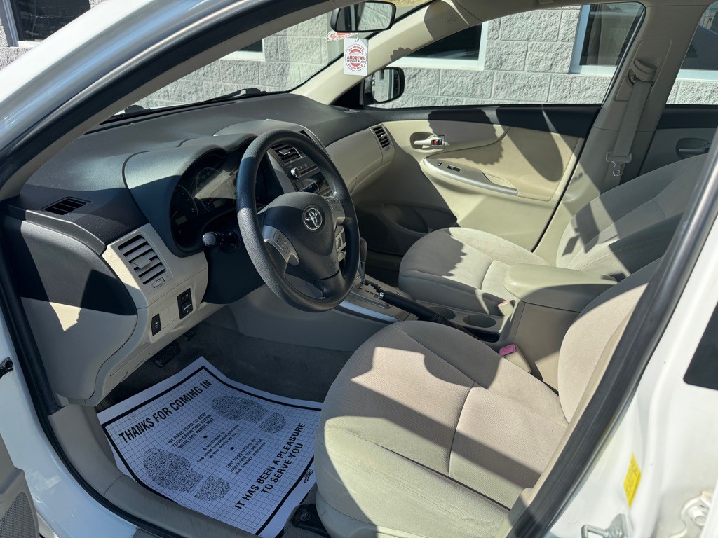 2011 Toyota Corolla Image 5