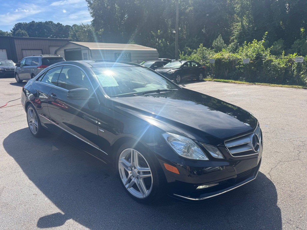 2012 Mercedes-Benz E-Class Image 8