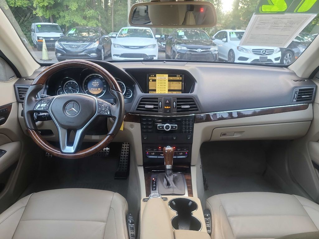 2012 Mercedes-Benz E-Class Image 16