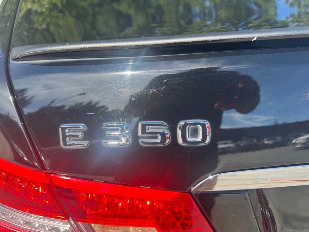 2012 Mercedes-Benz E-Class Image 35