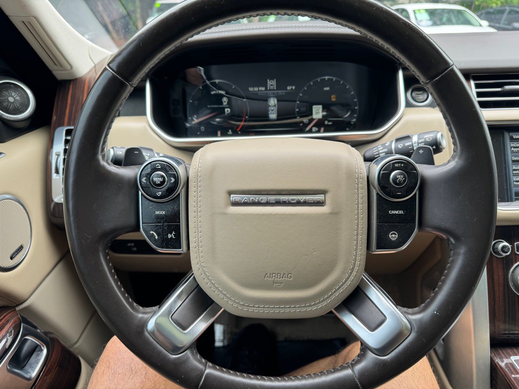 2015 Land Rover Range Rover Image 15