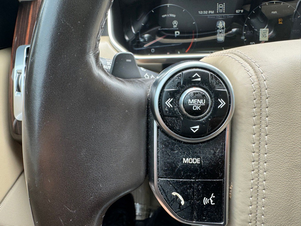 2015 Land Rover Range Rover Image 17