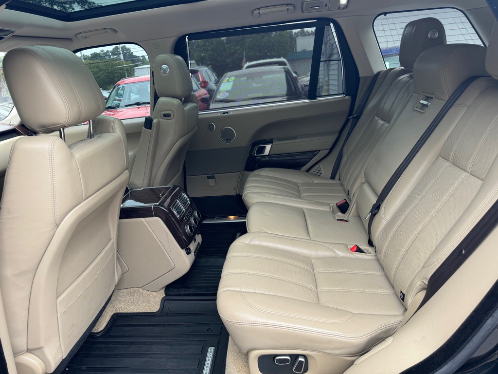 2015 Land Rover Range Rover Image 35