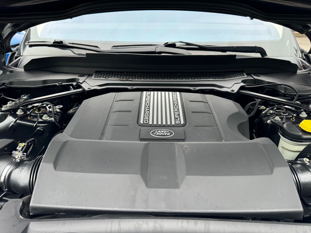 2015 Land Rover Range Rover Image 43