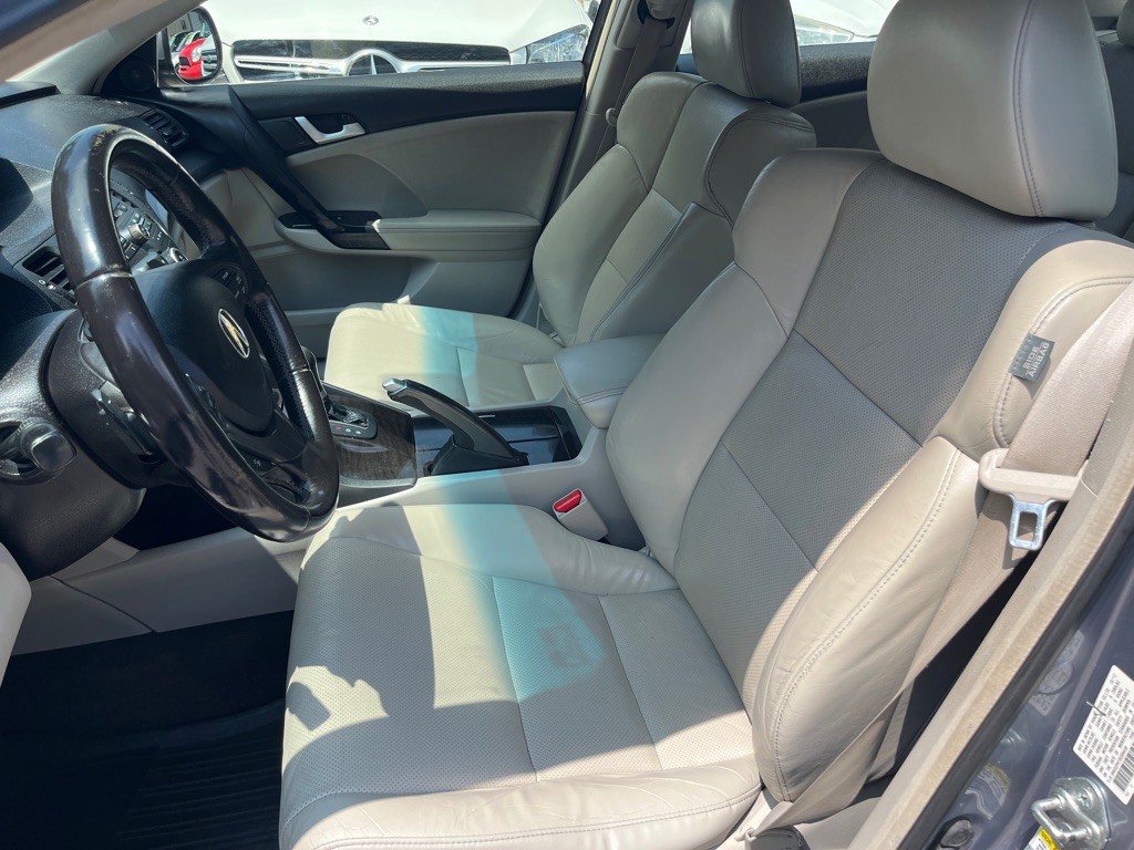 2013 Acura TSX Image 9