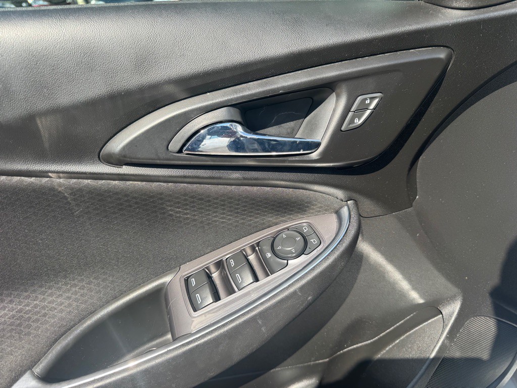 2020 Chevrolet Malibu Image 16