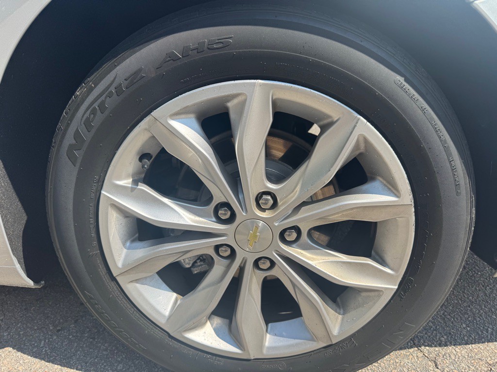 2020 Chevrolet Malibu Image 34