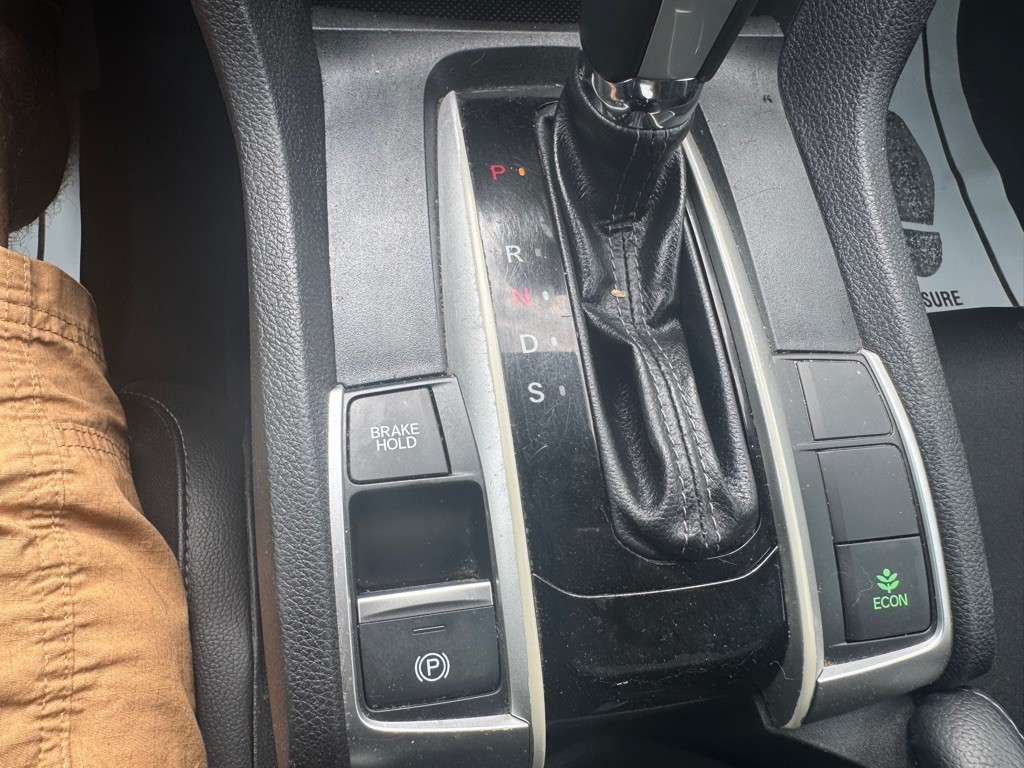 2019 Honda Civic Image 17