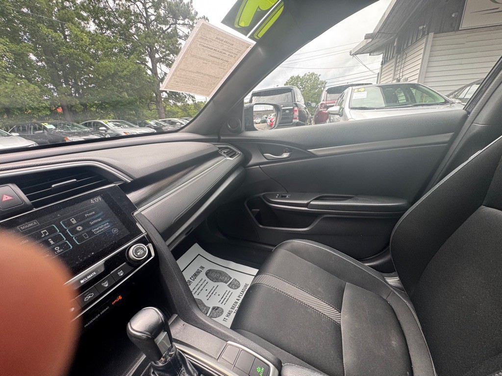 2019 Honda Civic Image 19