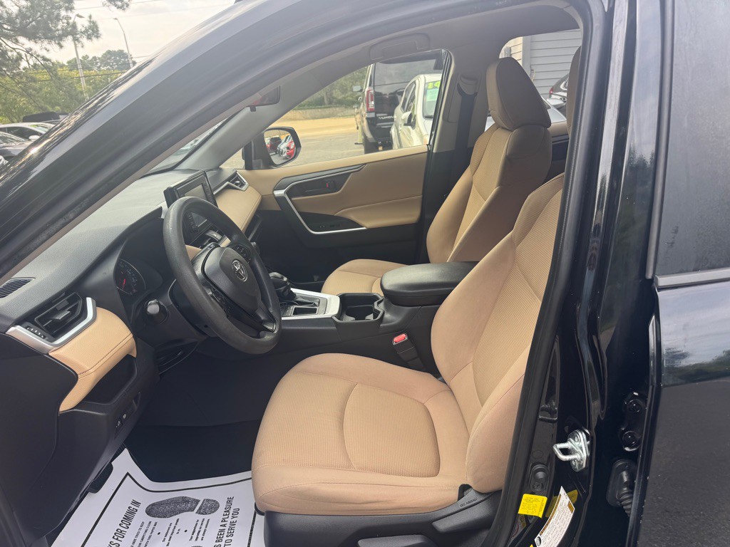2019 Toyota Rav4 Image 12