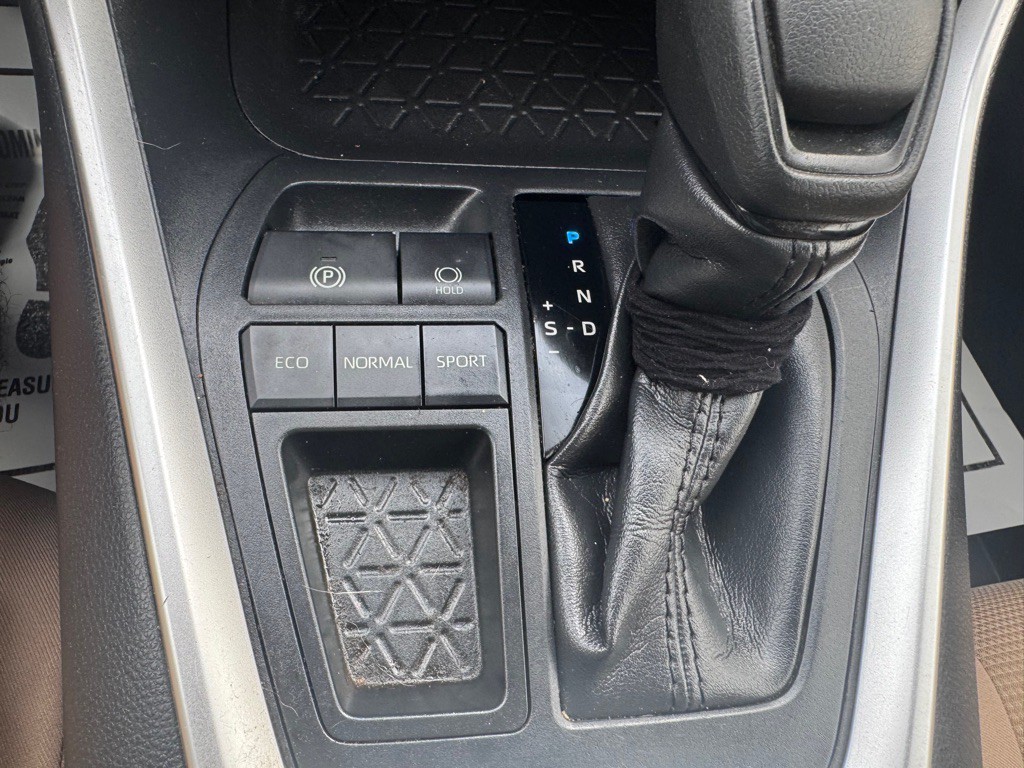 2019 Toyota Rav4 Image 17