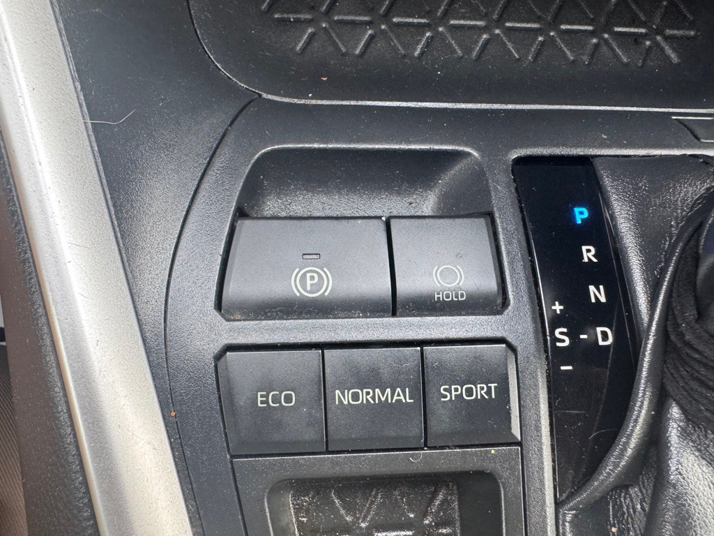 2019 Toyota Rav4 Image 18